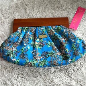 Blue Tropical Clutch with Wooden Handle